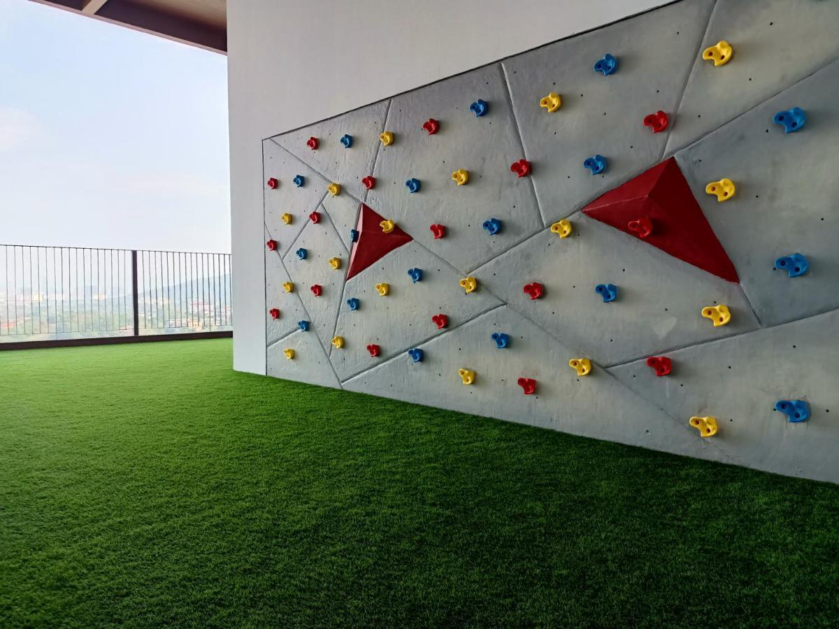 Astetica Residences @ Seri Kembangan Esterno foto