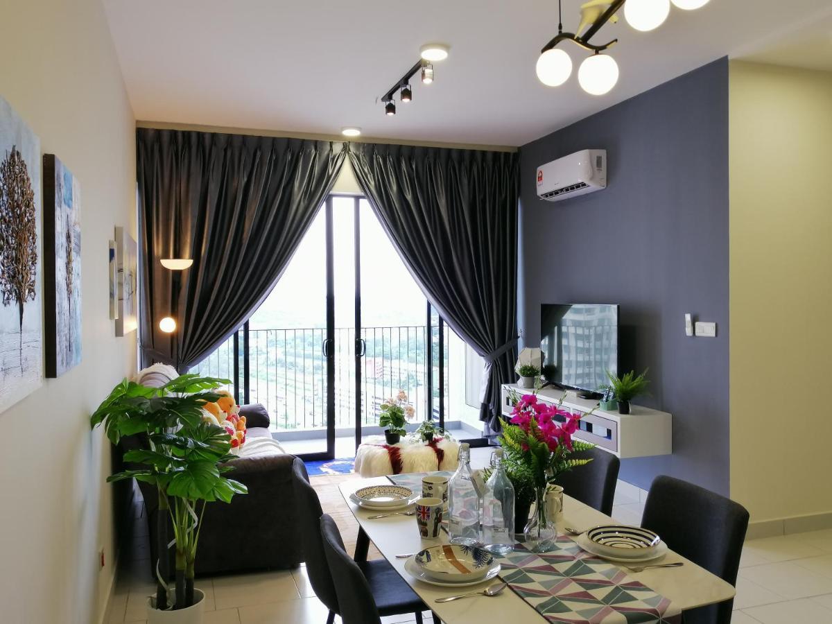 Astetica Residences @ Seri Kembangan Esterno foto