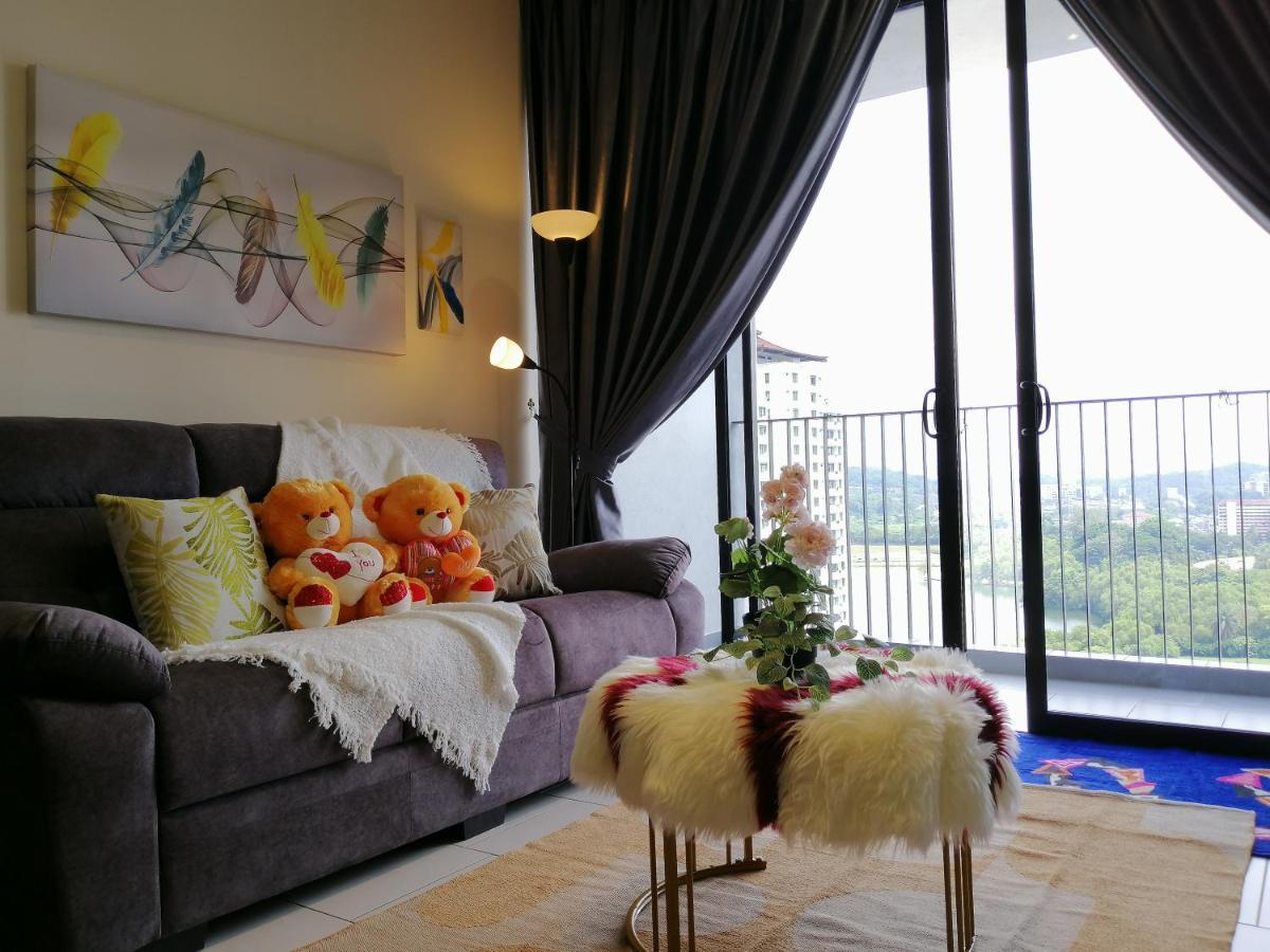 Astetica Residences @ Seri Kembangan Esterno foto